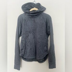 LULULEMON SWEATSHIRT